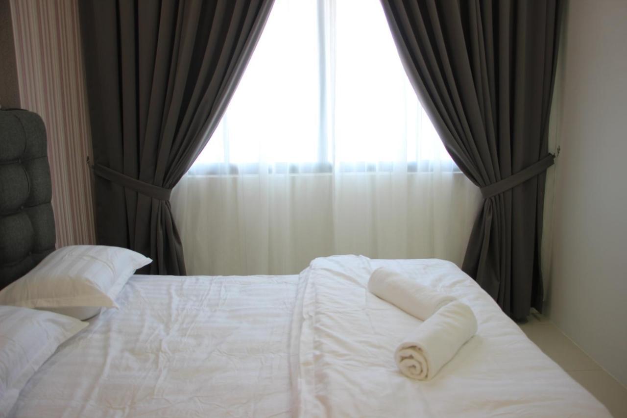 Chung cư 1000 m² 3 phòng ngủ, 2 phòng tắm riêng ở Batu Burok Kuala Terengganu Ngoại thất bức ảnh