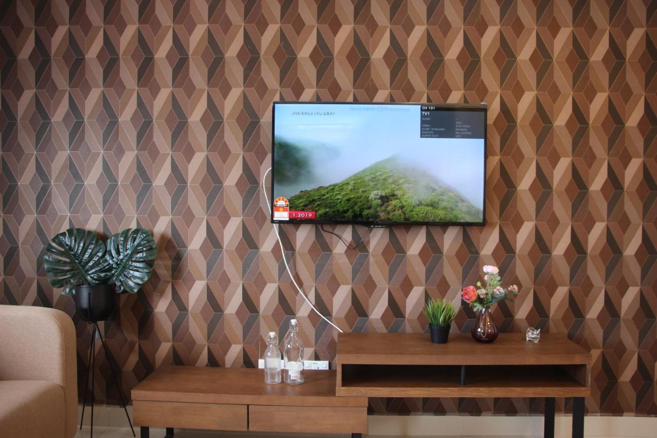 Chung cư 1000 m² 3 phòng ngủ, 2 phòng tắm riêng ở Batu Burok Kuala Terengganu Ngoại thất bức ảnh